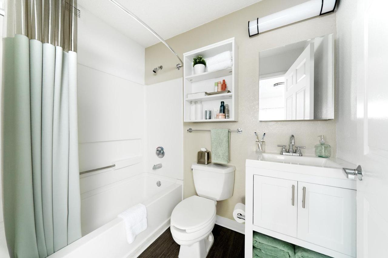 Intown Suites Extended Stay Arlington Tx - Oak Village 외부 사진
