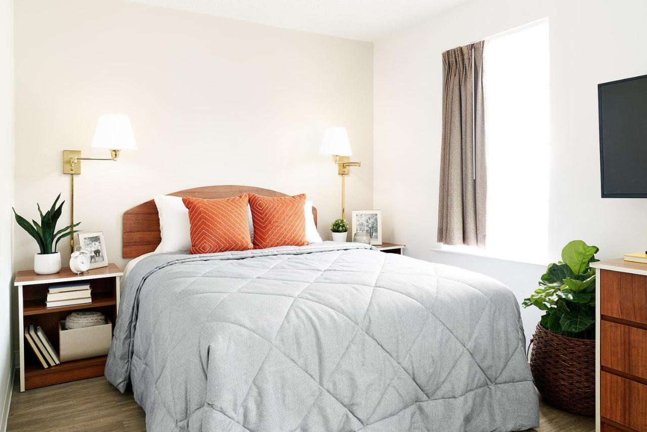 Intown Suites Extended Stay Arlington Tx - Oak Village 외부 사진
